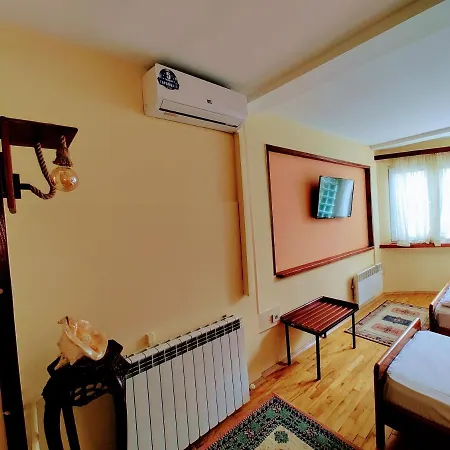 Kapistec سكوبجي